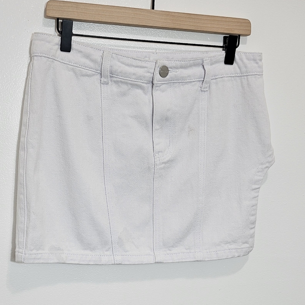 Superdown Chic White Mini Skirt - image 6